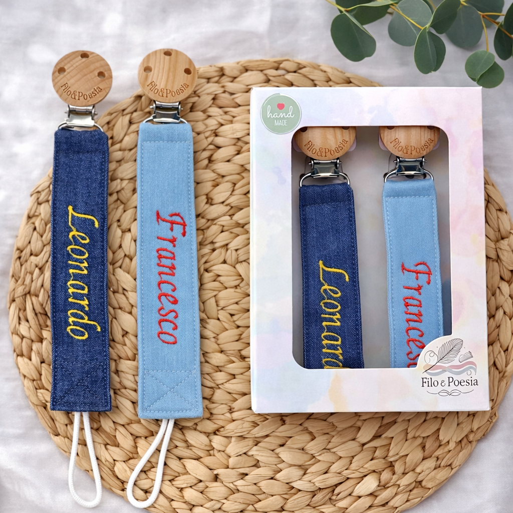 Filo&Poesia™ Catenella portaciuccio con Nome ricamato (set 2 Pezzi)
